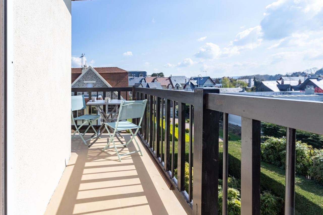 Le Carrousel - Appartement Avec Studio Attenant Deauville Buitenkant foto